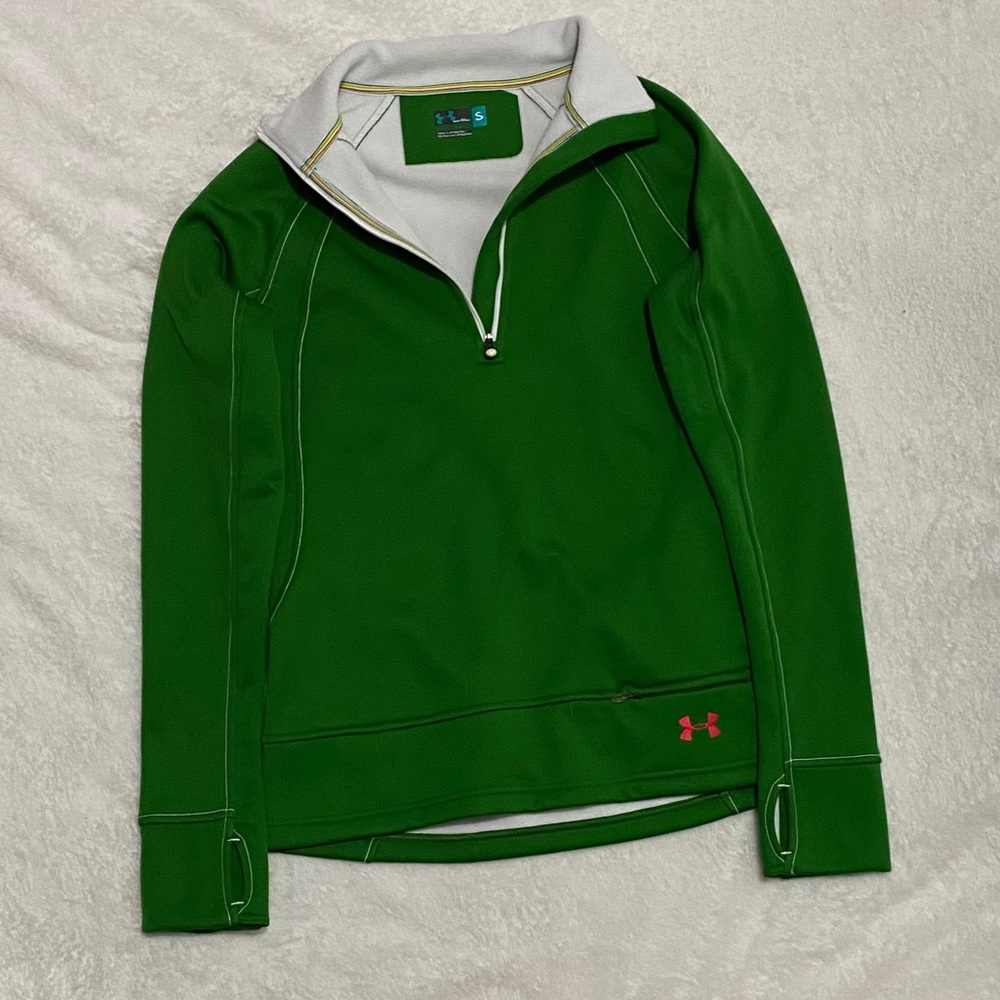Under Armour Semi-Fitted PullOver